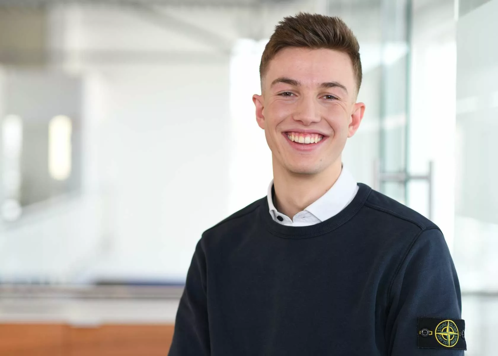 Jobs bei Widmann + Winterholler: Mit 350 Kolleginnen und Kollegen an sieben Standorten von München bis Füssen wuppen wir unser BMW- und Mini-Autohaus.